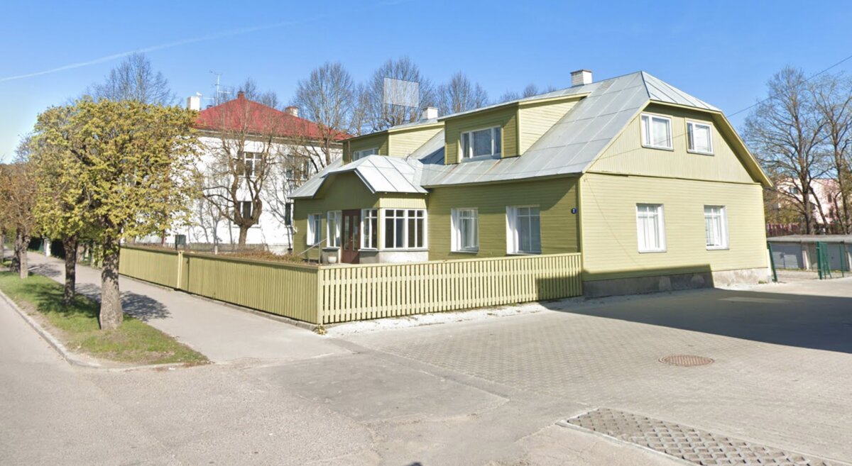 Koguduse kantselei hoone